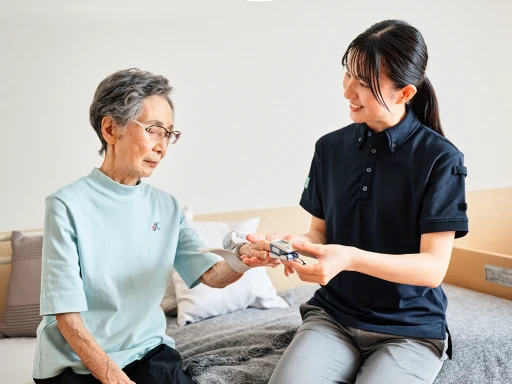 介護スタッフとお客様